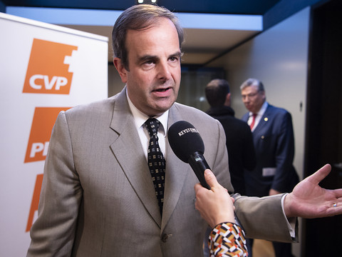 Le président du PDC Gerhard Pfister fait son autocritique