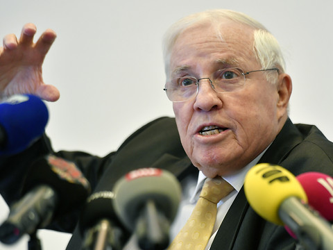 Christoph Blocher pas inquiet pour l'UDC face à 