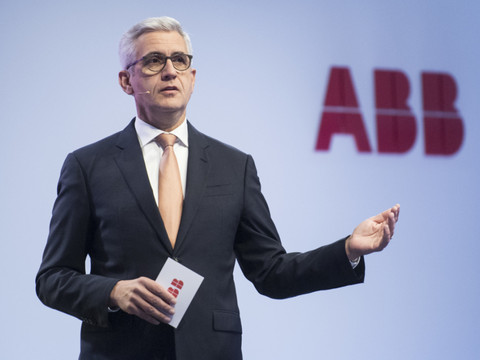 ABB: retrait immédiat du patron Ulrich Spiesshofer