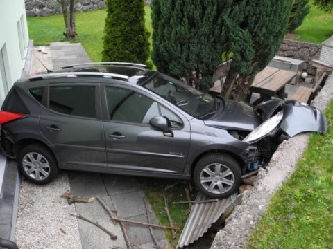Une voiture 