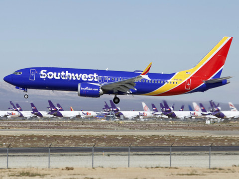 Une partie des Boeing 737 MAX a failli être clouée au sol dès 2018