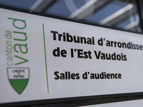 Le livre contre Jacqueline de Quattro reste interdit