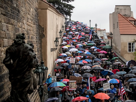 Manifestation à Prague contre la nomination d'une ministre