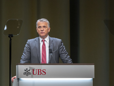 Les actionnaires d'UBS refusent la décharge aux dirigeants