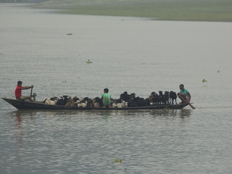 L'Inde et le Bangladesh frappés par un cyclone: trois morts