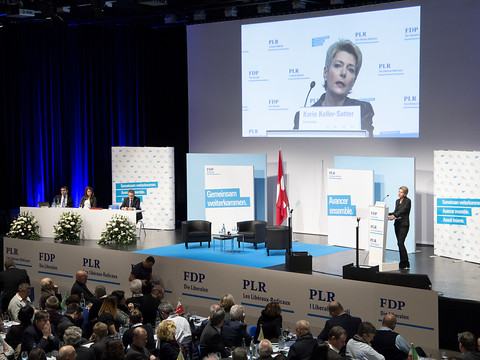 Le PLR réuni à Flawil/SG pour débattre de la prévoyance vieillesse