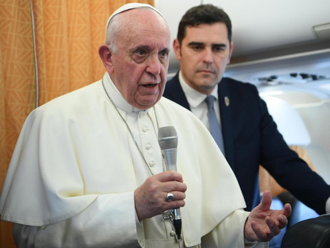 Le pape oblige légalement le clergé à signaler les abus sexuels