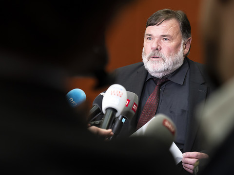 Election du procureur de la Confédération reportée à septembre