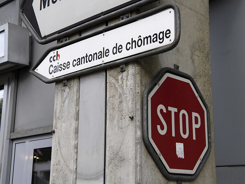 Légère hausse du nombre d'actifs occupés fin mars
