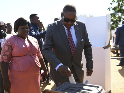 Le Malawi attend les résultats d'une présidentielle à suspense
