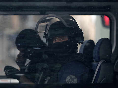 Un colis explose à Lyon: des blessés légers, un suspect en fuite