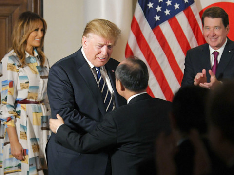 Trump demande au Japon un commerce 