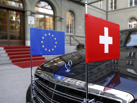 Plus de 40% des Suisses veulent que Berne renégocie avec l'UE