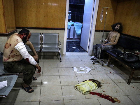 Raids du régime syrien sur la province d'Idleb, 12 civils tués