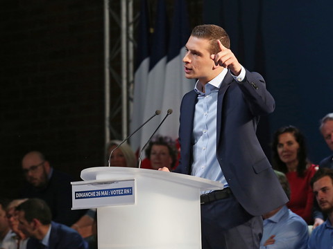 Le Rassemblement national en tête devant LREM, poussée des Verts