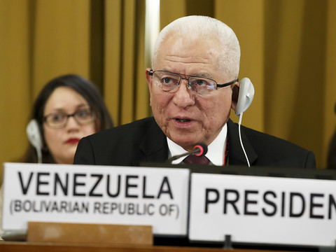 Désarmement: dialogue de sourd entre Caracas et Washington à Genève