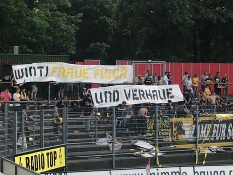 Fans du FC Schaffhouse bannis des stades après une bannière sexiste
