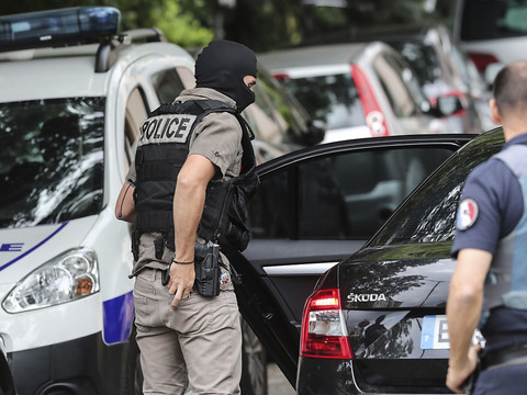 Attentat de Lyon: le suspect a reconnu avoir conçu le colis piégé