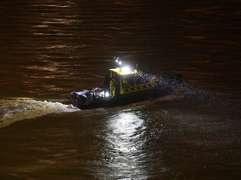 Collision navale à Budapest: au moins sept morts et 21 disparus