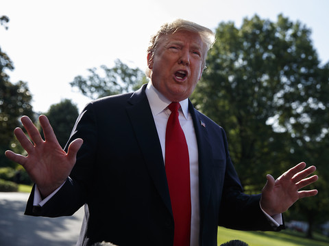 Immigration: Washington va imposer des tarifs douaniers au Mexique