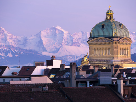 Le Créa abaisse ses prévisions de croissance pour la Suisse