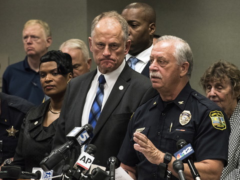 12 morts à Virginia Beach, les mobiles du tireur en question