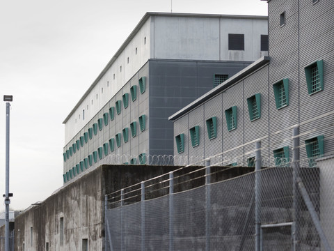 Trois prisonniers s'évadent de la prison de l'aéroport de Zurich