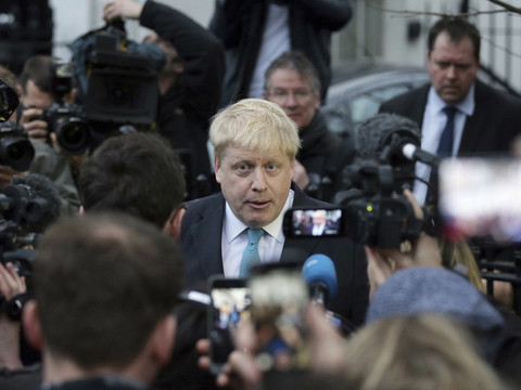 Succession de May: Johnson critiqué pour son 