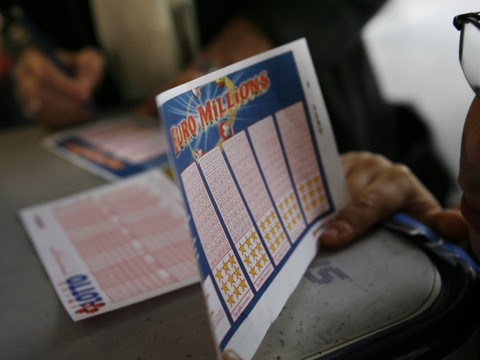 Euro Millions: un joueur remporte 156 millions de francs