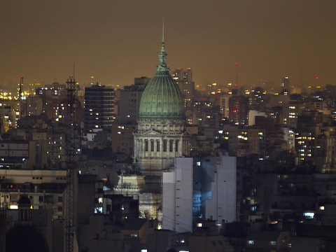 L'Argentine et l'Uruguay privés d'électricité par une panne massive