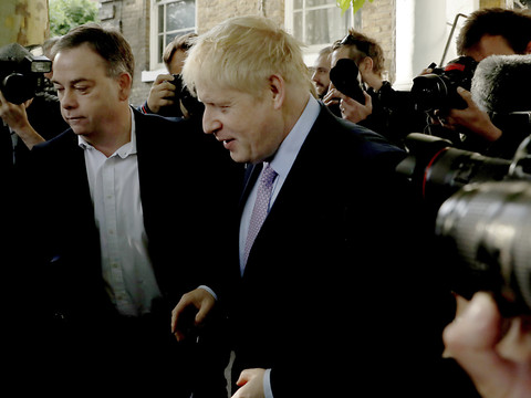Présidence du tory britannique: Boris Johnson conforte son avance