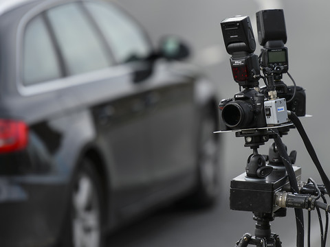 Chessel (VD): il roule à 145km/h au lieu de 80 km/h