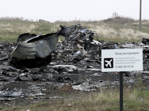 Crash du vol MH17: trois Russes et un Ukrainien jugés pour meurtre