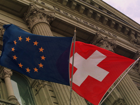 Le Parlement exige des améliorations sur l'accord-cadre avec l'UE