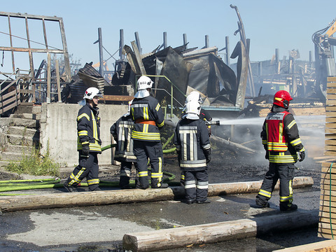 Les auteurs de l'incendie à la scierie Despond courent toujours