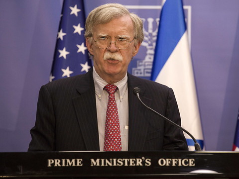 Invectives entre l'Iran et les USA, sanctions 