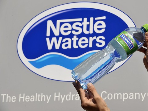 Nestlé Waters prévoit de réduire 10% de ses emplois dans les Vosges