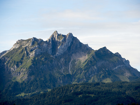 Degré d'alerte relevé et températures records en montagne