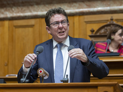 L'UDC attaque la gauche