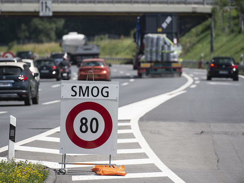 Emissions de CO2 des voitures neuves: objectif à nouveau manqué