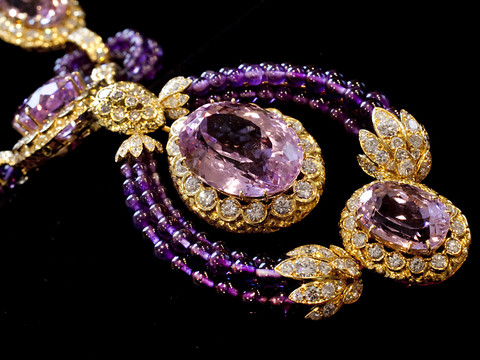 Yoox Net-a-porter inaugure la vente en ligne de haute-joaillerie