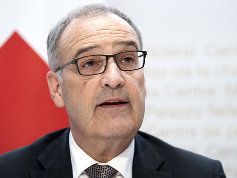 Guy Parmelin part au Japon pour renégocier l'accord bilatéral