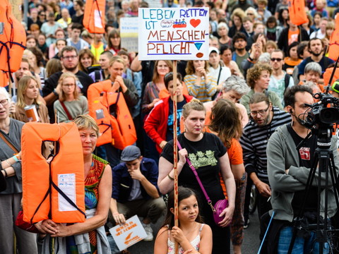 Allemagne: 30'000 personnes pour soutenir les ONG de sauvetage de migrants