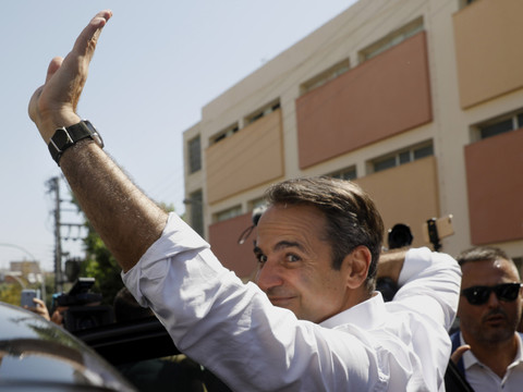 La droite conservatrice lamine la gauche d'Alexis Tsipras