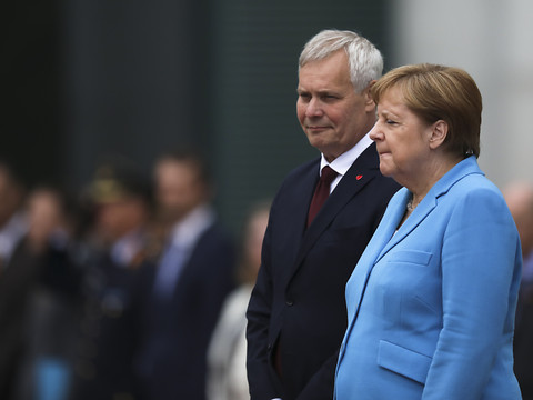 Angela Merkel à nouveau prise de tremblements