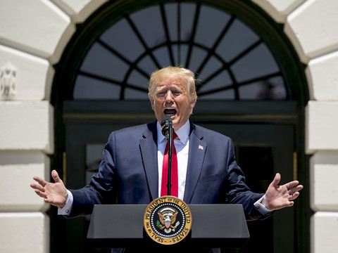 Trump invite des élues démocrates à quitter les Etats-Unis