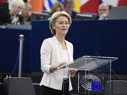 L'Allemande von der Leyen à la tête de la Commission européenne