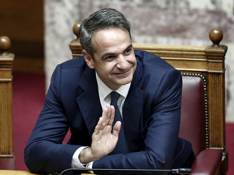 Le Parlement vote la confiance au nouveau gouvernement