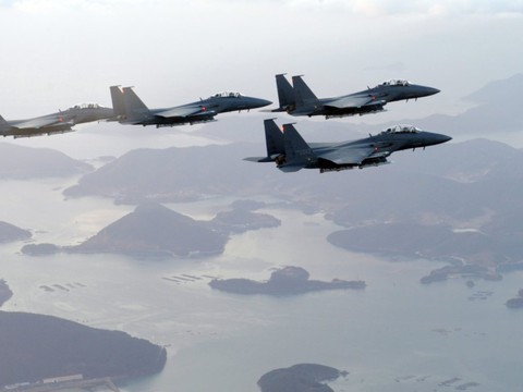 L'armée russe dément avoir violé l'espace aérien sud-coréen