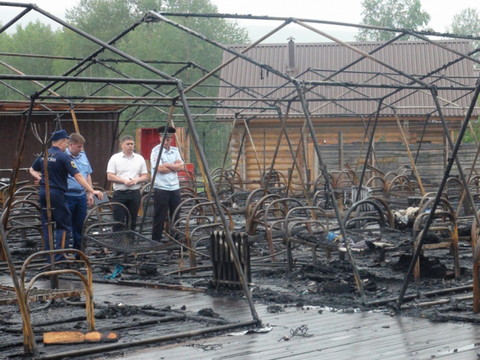 Quatre enfants tués dans un incendie dans une colonie de vacances